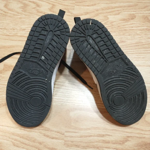 Size 8- Jordan 1 Mid SE Black/Multicolor/White 2020 Excellent Condition - Picture 6 of 12